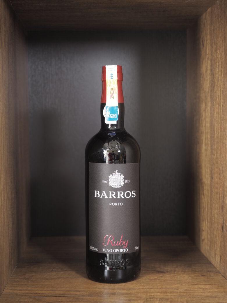 PORTO BARROS
