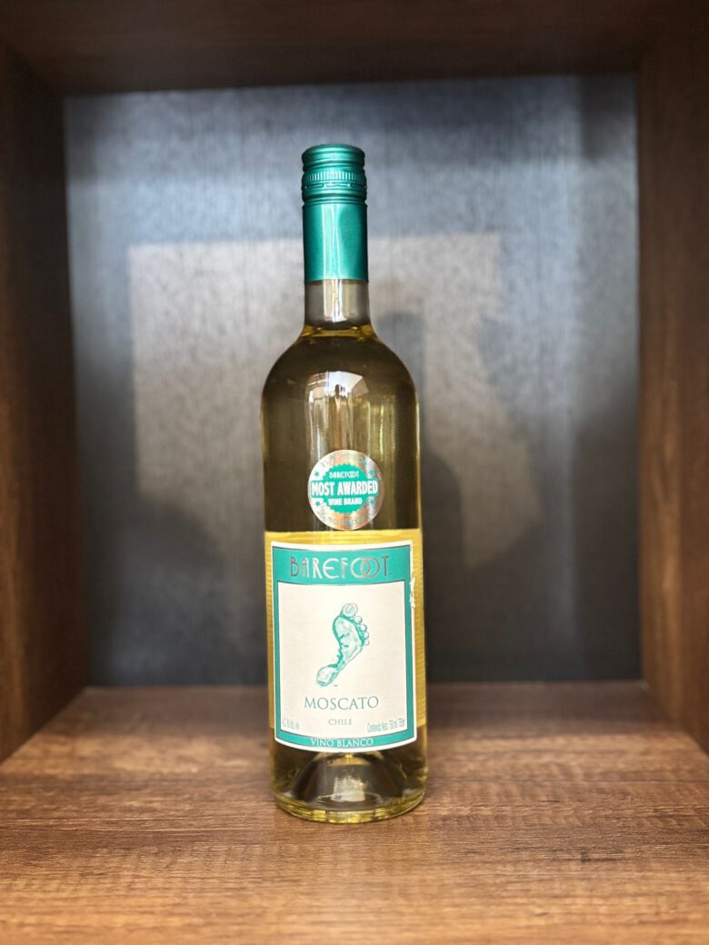 BAREFOOT MOSCATO